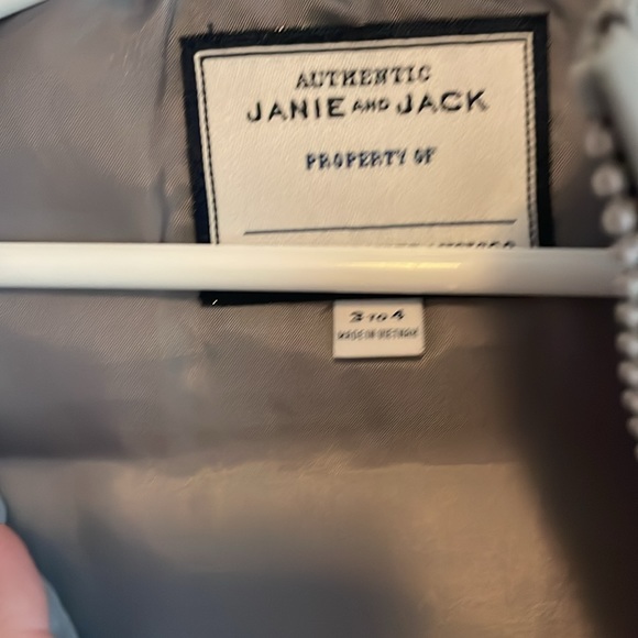 Janie and Jack boys Gray Puffer Vest - Picture 2 of 4